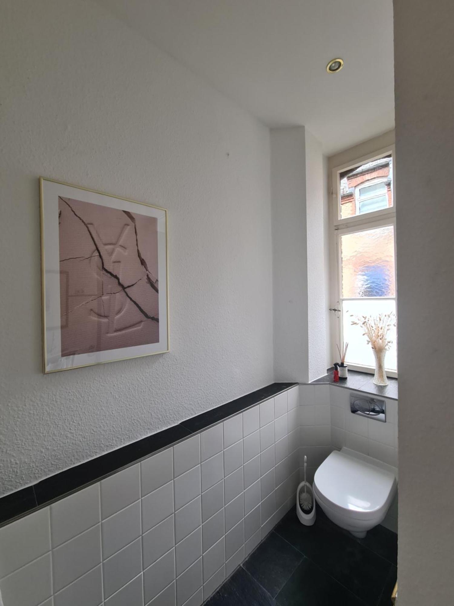 Home Away From Home Stylish Central Netflix Kitchen Wiesbaden Exterior foto