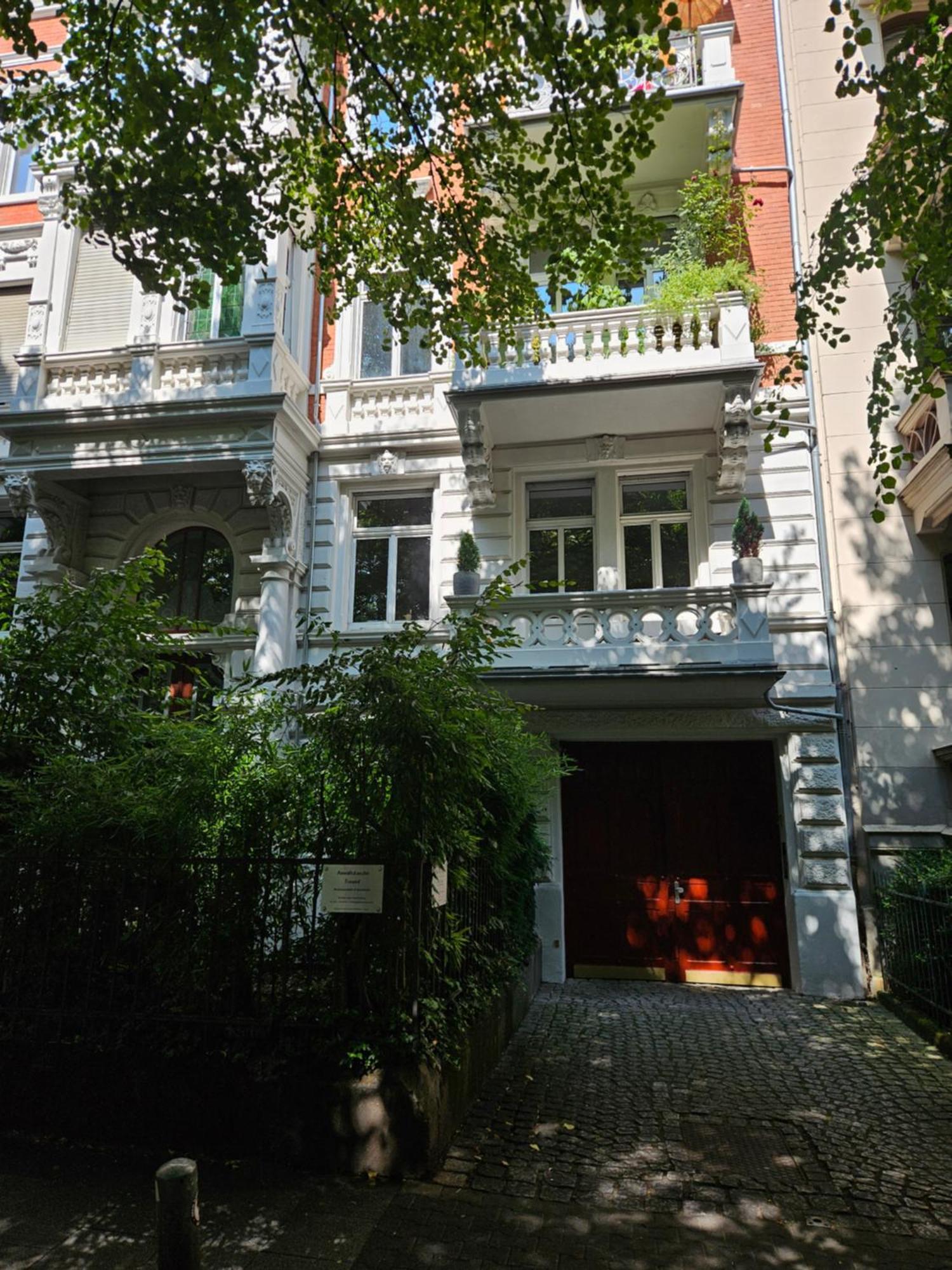 Home Away From Home Stylish Central Netflix Kitchen Wiesbaden Exterior foto